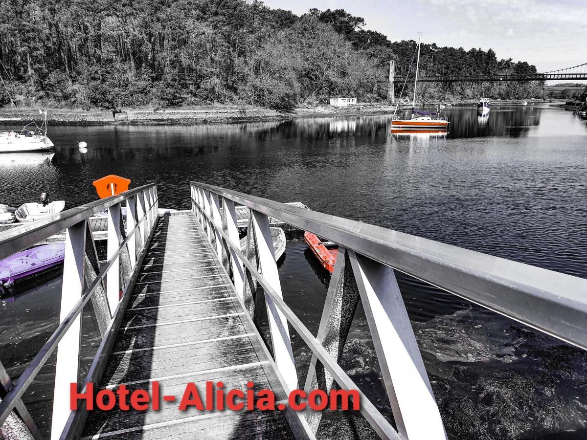 Hotel Alicia Auray Le Bono Exteriör bild